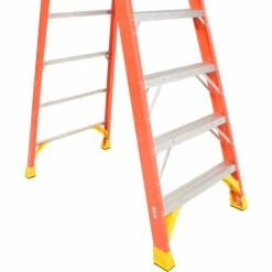 Werner 6' Fiberglass Platform Step Ladder 300 lb. Cap - P6206 -Cheap Janitorial Carts Store 207671 06