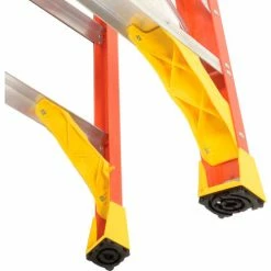 Werner 6' Fiberglass Platform Step Ladder 300 lb. Cap - P6206 -Cheap Janitorial Carts Store 207671 10