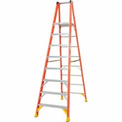 Werner 8' Fiberglass Platform Step Ladder 300 lb. Cap - P6208