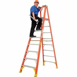 Werner 8' Fiberglass Platform Step Ladder 300 lb. Cap - P6208 -Cheap Janitorial Carts Store 207672 11