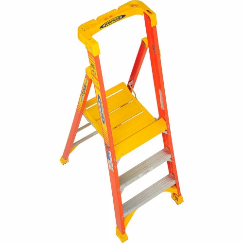 Werner 3' Type 1A Fiberglass Podium Ladder - PD6203 3 Werner 3' Type 1A Fiberglass Podium Ladder - PD6203 - Image 3