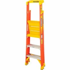 Werner 3' Type 1A Fiberglass Podium Ladder - PD6203 33 Werner 3' Type 1A Fiberglass Podium Ladder - PD6203 -Cheap Janitorial Carts Store 640771 07
