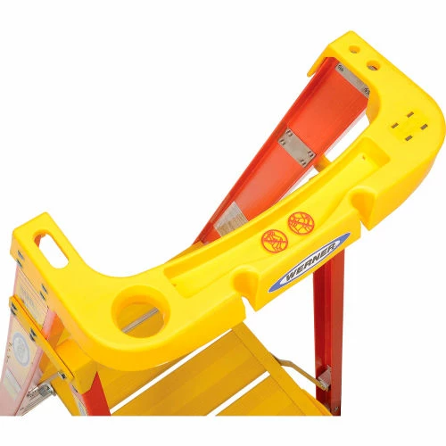 Werner 3' Type 1A Fiberglass Podium Ladder - PD6203 12 Werner 3' Type 1A Fiberglass Podium Ladder - PD6203 - Image 12