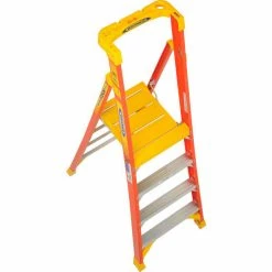 Werner 4' Type 1A Fiberglass Podium Ladder - PD6204 -Cheap Janitorial Carts Store 640772 02
