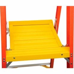 Werner 4' Type 1A Fiberglass Podium Ladder - PD6204 -Cheap Janitorial Carts Store 640772 07