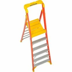Werner 6' Type 1A Fiberglass Podium Ladder - PD6206 -Cheap Janitorial Carts Store 640773 02