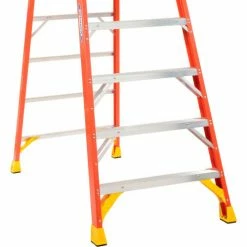 Werner 8' Type 1A Fiberglass Podium Ladder - PD6208 24 Werner 8' Type 1A Fiberglass Podium Ladder - PD6208 -Cheap Janitorial Carts Store 640774 07