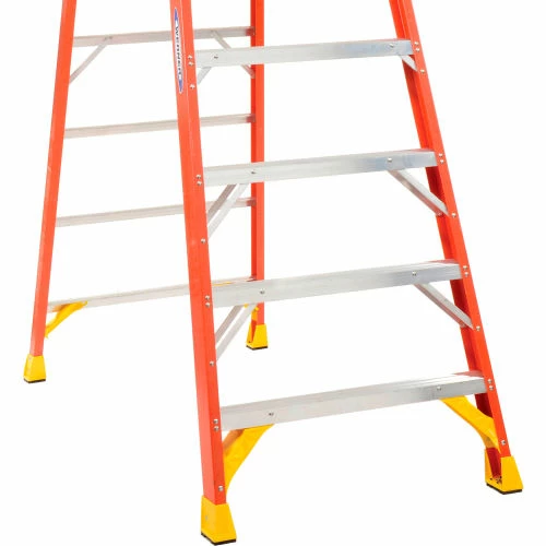 Werner 8' Type 1A Fiberglass Podium Ladder - PD6208 8 Werner 8' Type 1A Fiberglass Podium Ladder - PD6208 - Image 8