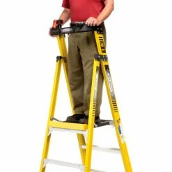 Werner 4' Type 1AA Fiberglass Podium Ladder - PD7304 -Cheap Janitorial Carts Store 640867 04