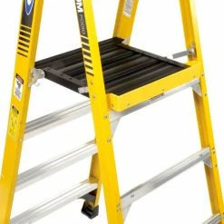 Werner 4' Type 1AA Fiberglass Podium Ladder - PD7304 -Cheap Janitorial Carts Store 640867 07