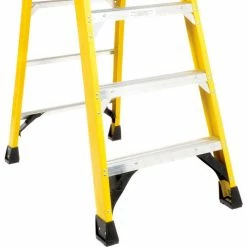 Werner 4' Type 1AA Fiberglass Podium Ladder - PD7304 -Cheap Janitorial Carts Store 640867 08