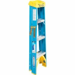 Werner 4' Fiberglass Step Ladder w/ Plastic Tool Tray - 6004 -Cheap Janitorial Carts Store 942800 06