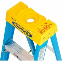 Werner 6' Fiberglass Step Ladder w/ Plastic Tool Tray 250 lb. Cap - 6006 -Cheap Janitorial Carts Store 942804 03