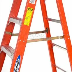 Werner 6' Fiberglass Step Ladder w/ Plastic Tool Tray 300 lb. Cap - 6206 -Cheap Janitorial Carts Store 942810 05
