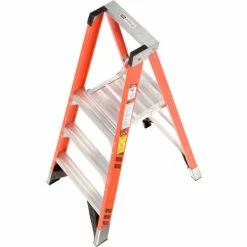 Werner 3' Fiberglass Platform Step Ladder 375 lb. Cap - P7403 -Cheap Janitorial Carts Store 942832 04