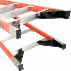 Werner 3' Fiberglass Platform Step Ladder 375 lb. Cap - P7403 -Cheap Janitorial Carts Store 942832 09