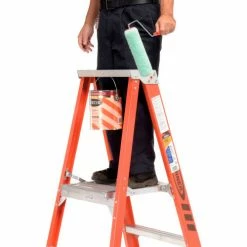 Werner 4' Fiberglass Platform Step Ladder 375 lb. Cap - P7404 -Cheap Janitorial Carts Store 942834 05