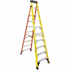 Werner 10' Fiberglass Leansafe Ladder w/ Plastic Tool Tray, 375 lb. Capacity - L7310