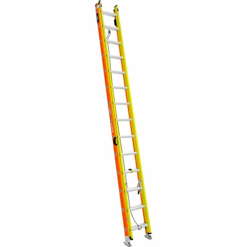 Werner 28' Type IA Fiberglass Glidesafe Tri-Rung Extension 1 Werner 28' Type IA Fiberglass Glidesafe Tri-Rung Extension